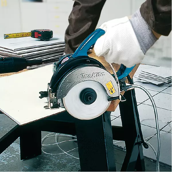 Scie Diamant 860 W MAKITA - 4101RH 4 Scie Diamant 860 W MAKITA - 4101RH – Image 2