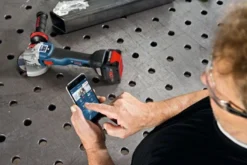 Meuleuse Angulaire BOSCH GWS 18V-10SC Professional Solo Click & Go - Sans Batterie Ni Chargeur - 06019G340B 11 Meuleuse Angulaire BOSCH GWS 18V-10SC Professional Solo Click & Go - Sans Batterie Ni Chargeur - 06019G340B -Maxouti Magasin MNA50063 5