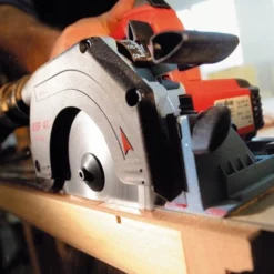 Scie Circulaire 900W MAFELL Ø 120mm - Avec Rail KSP 40 - Mallette Transport - 915801 7 Scie Circulaire 900W MAFELL Ø 120mm - Avec Rail KSP 40 - Mallette Transport - 915801 -Maxouti Magasin SDB20116 3