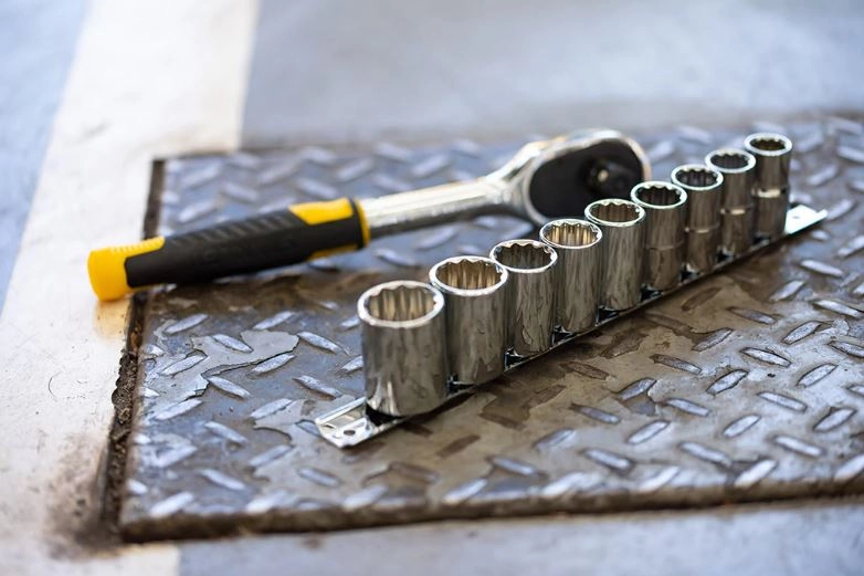 Cliquet 72 Dents 1/4" + 10 Douilles STANLEY - 11 Pièces - STMT82666-0 5 Cliquet 72 Dents 1/4" + 10 Douilles STANLEY - 11 Pièces - STMT82666-0 – Image 3