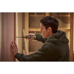 Tournevis Assisté STANLEY 4V Fatmax - FMHT66719-0 9 Tournevis Assisté STANLEY 4V Fatmax - FMHT66719-0 -Maxouti Magasin fmht66719 0 a5 1